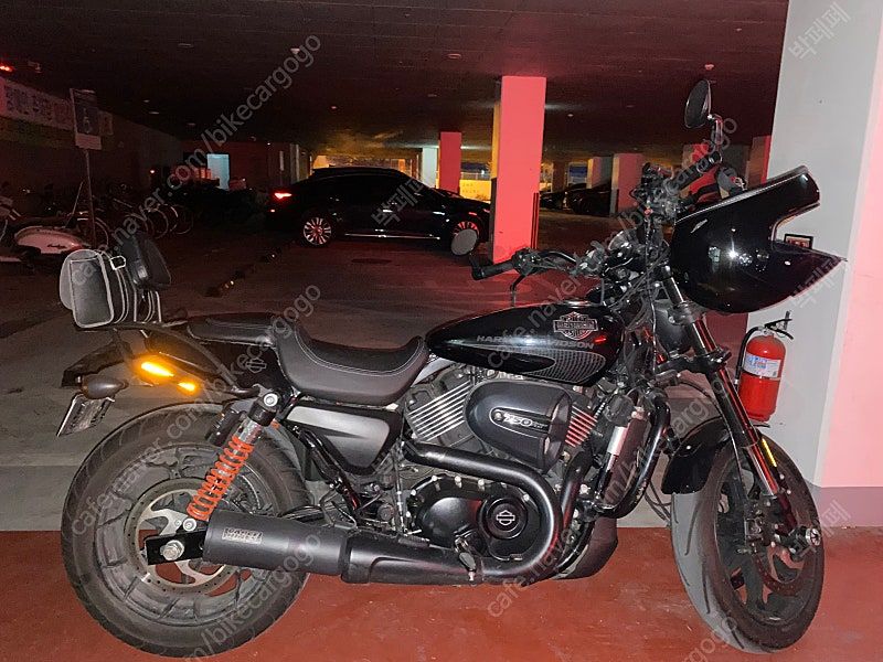 할리데이비슨 스트리트 로드 750 thumb 2