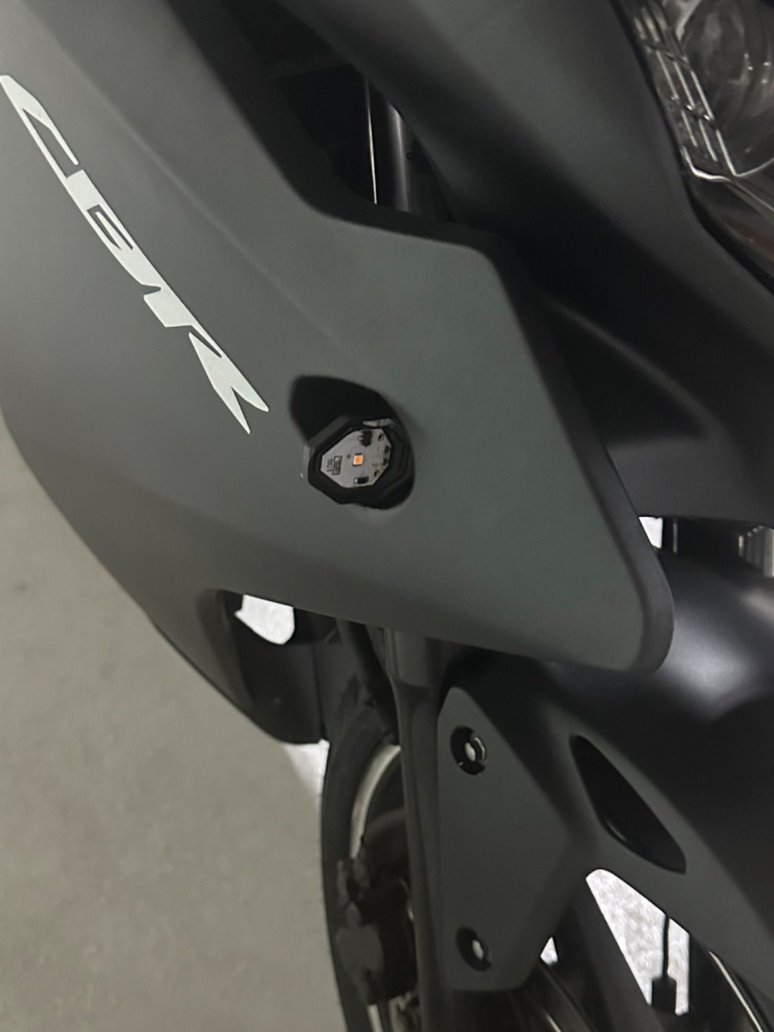 혼다 CBR 125 R thumb 2