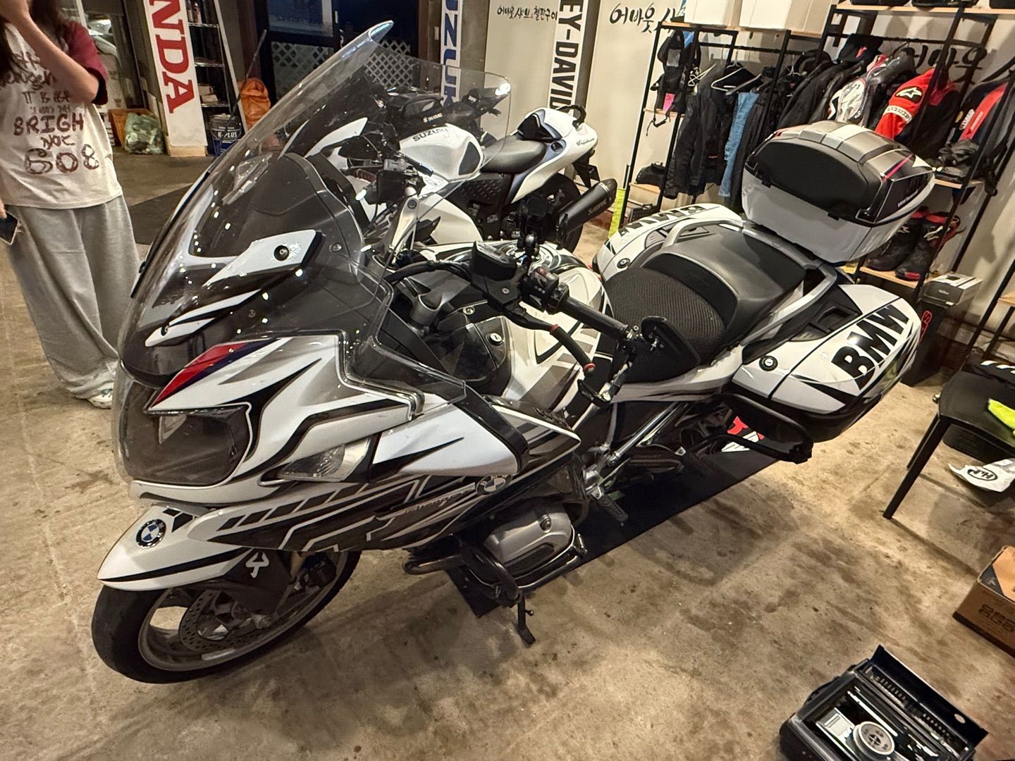BMW R 1200 RT 2018 화이트 사진 2