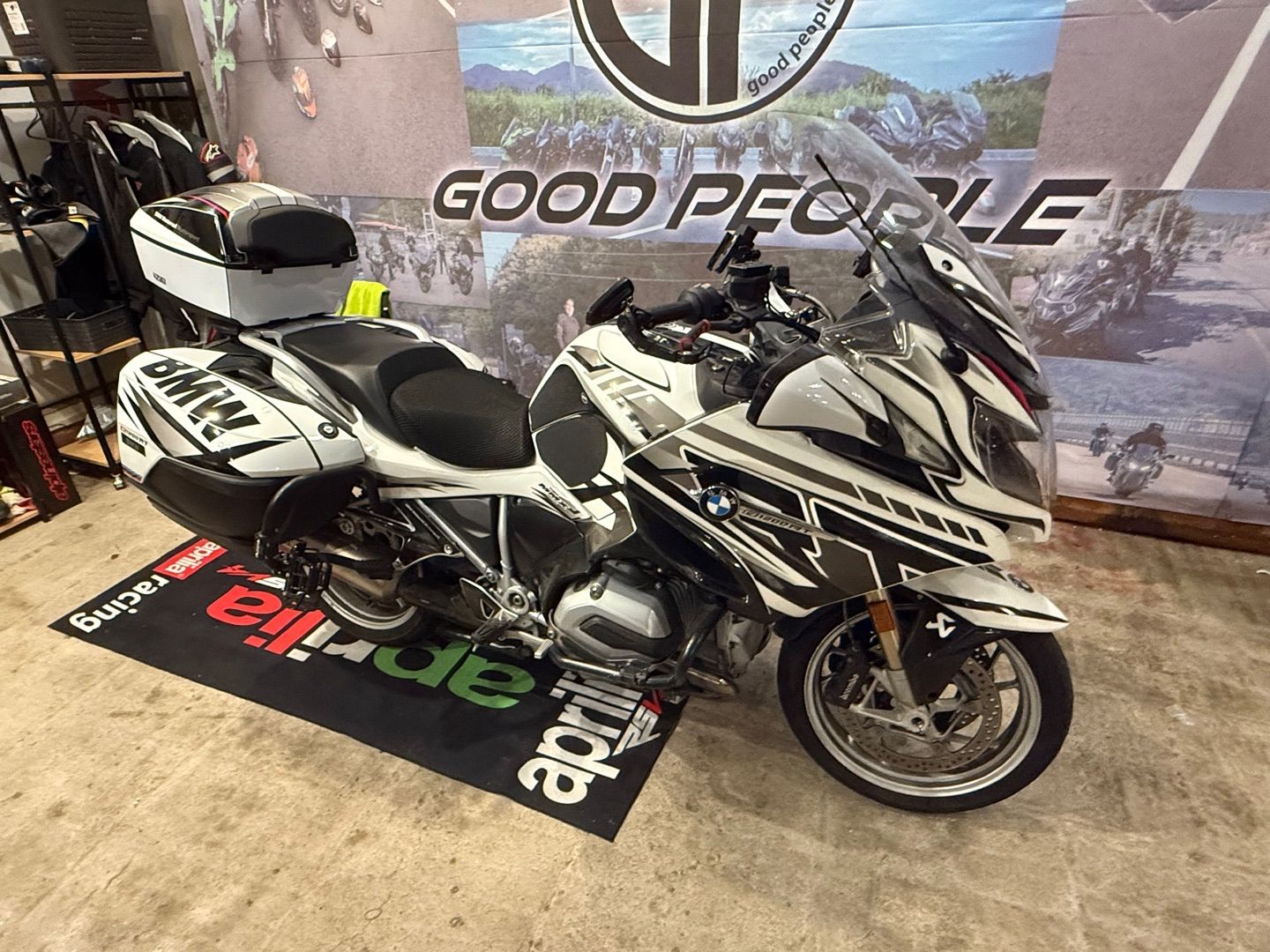 BMW R 1200 RT 2018 화이트 사진 1
