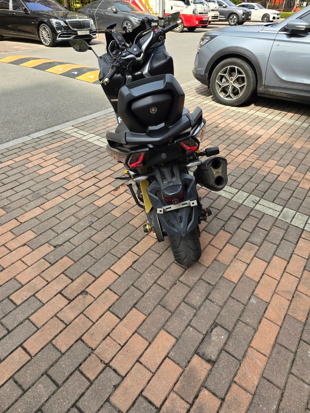 야마하 TMAX DX thumb 2