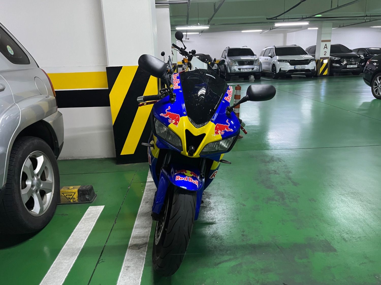 혼다 CBR 600 RR thumb 2