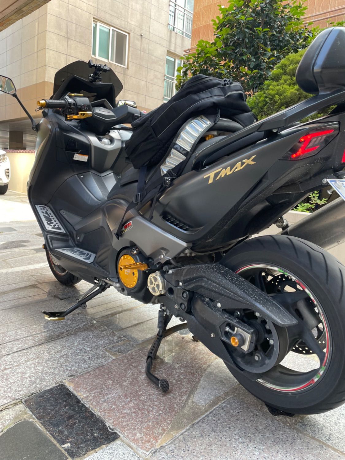 야마하 TMAX 530 more