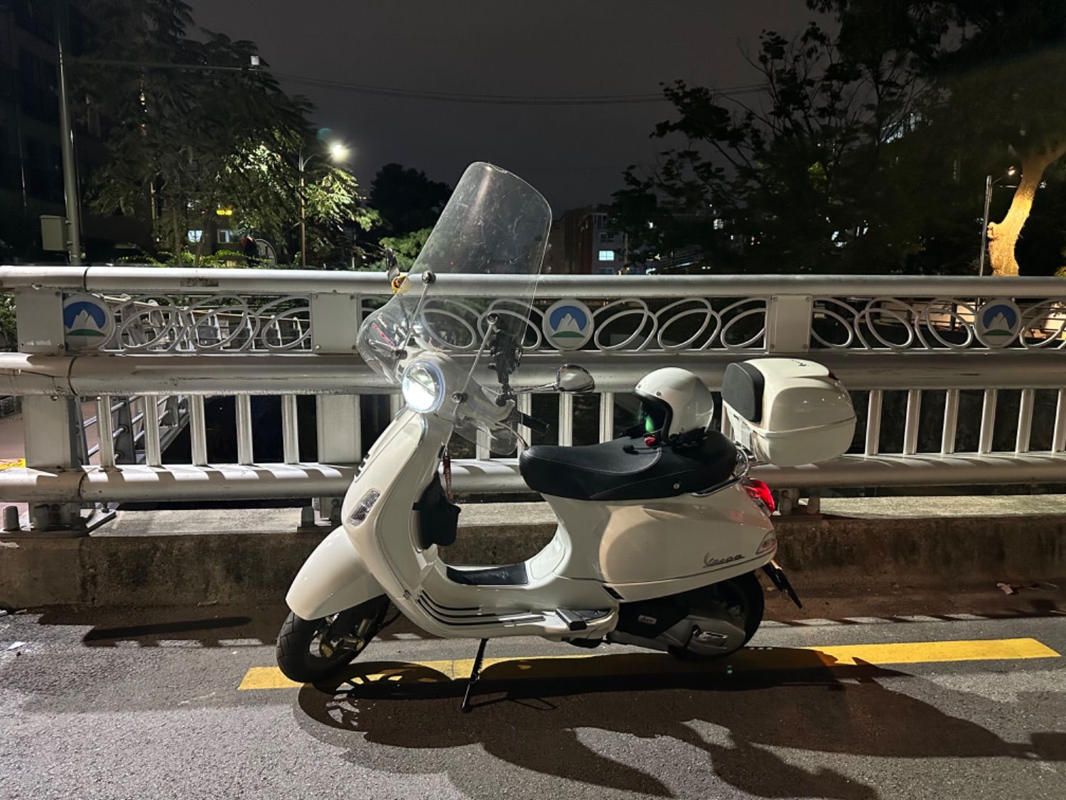 베스파 LX 125 more