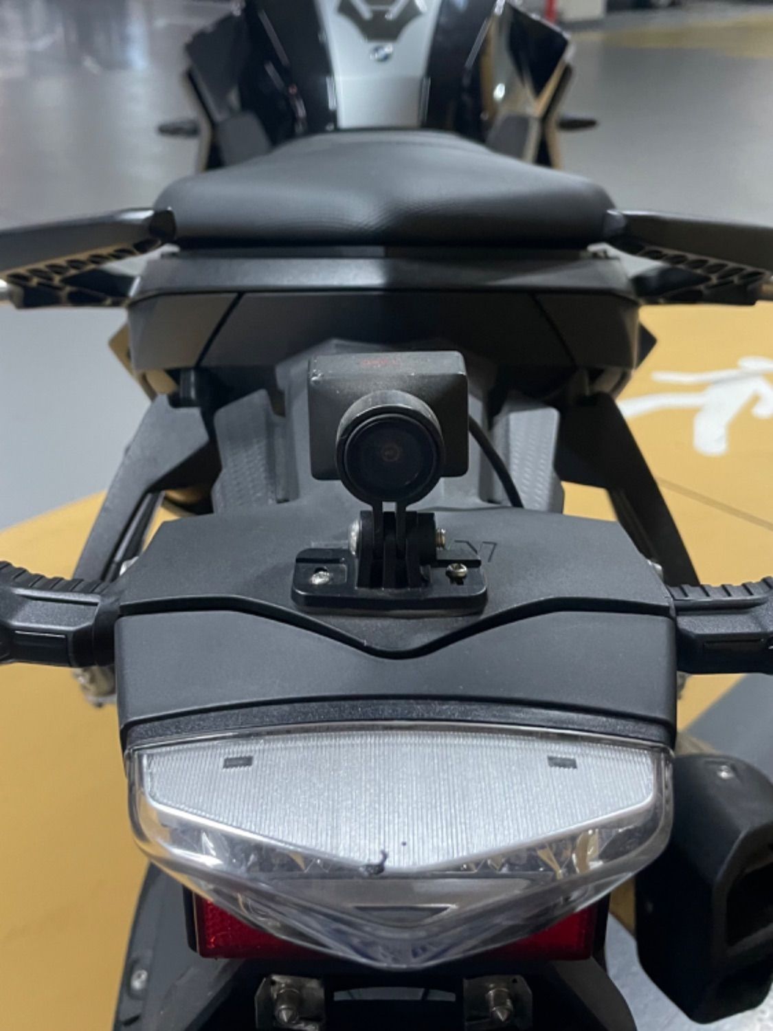 BMW F 900 R 2021 블랙 사진 6
