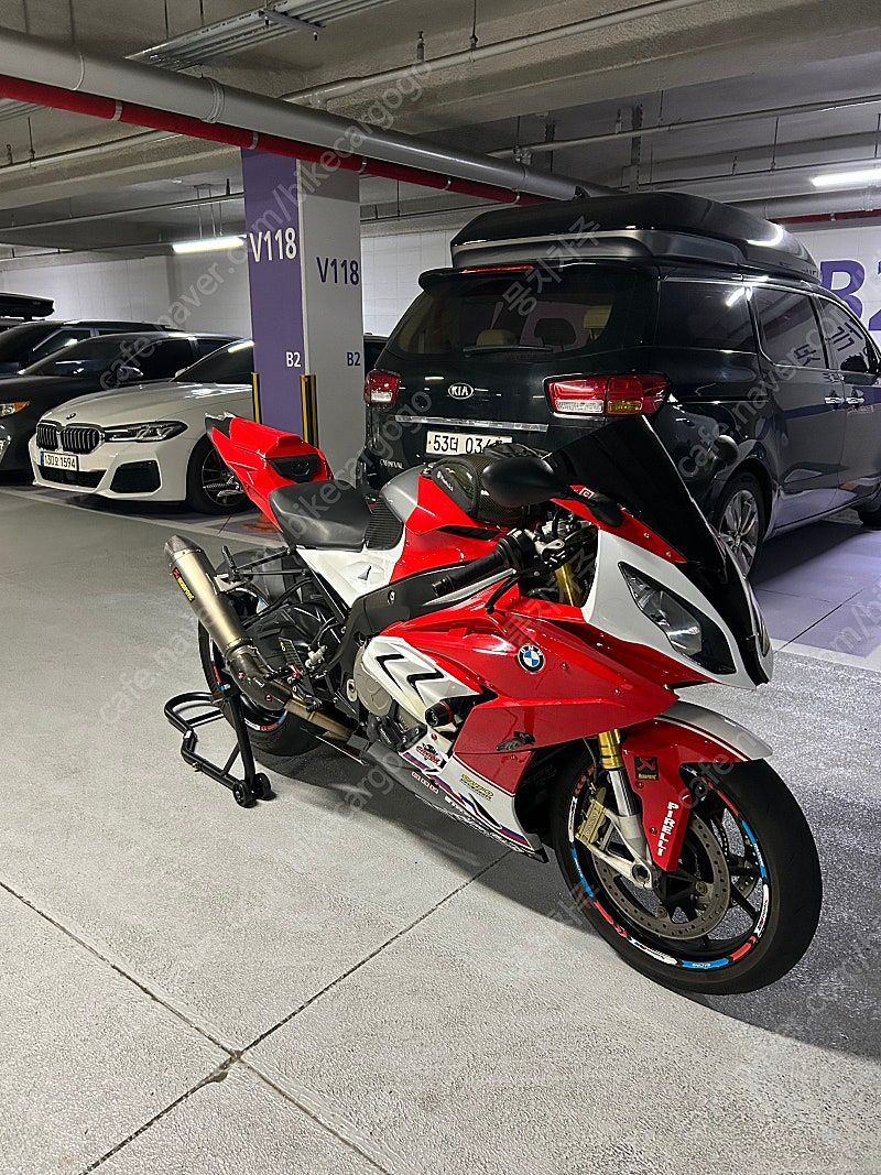 BMW S 1000 RR thumb 2