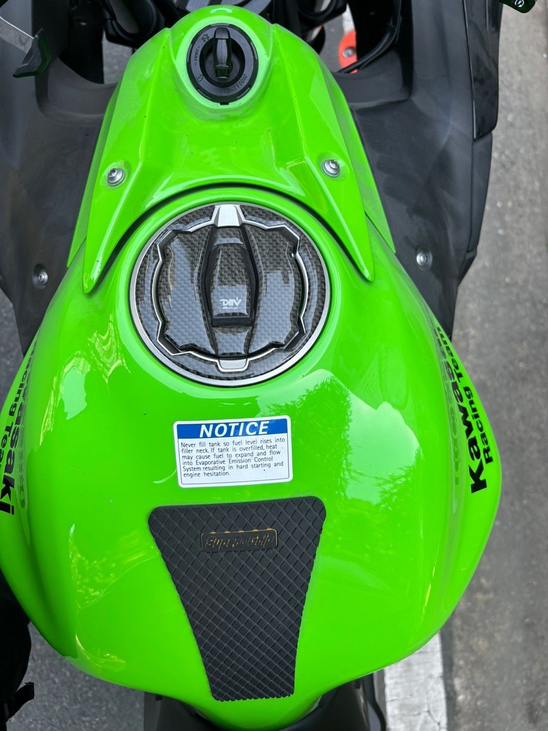 가와사키 닌자 650 thumb 2