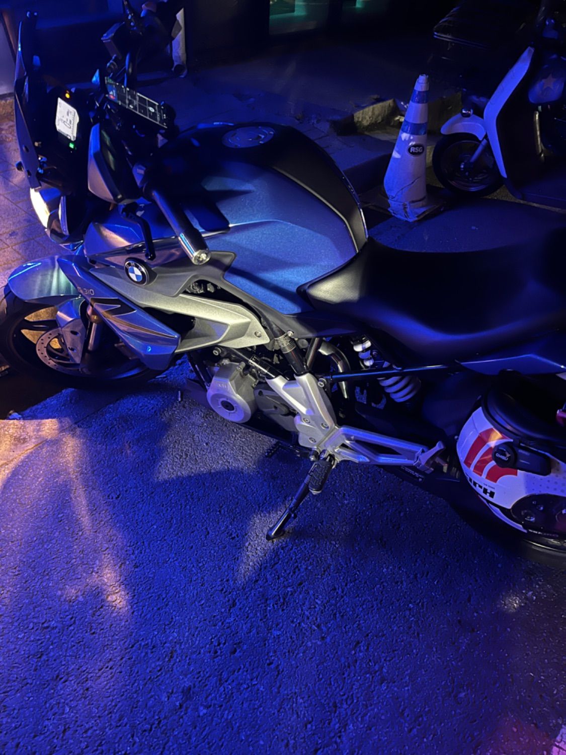 BMW G 310 R more