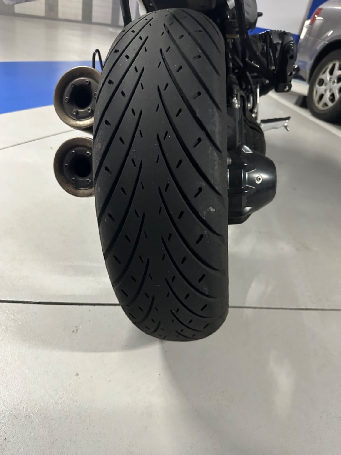 BMW R nine T 2023 블랙 사진 5