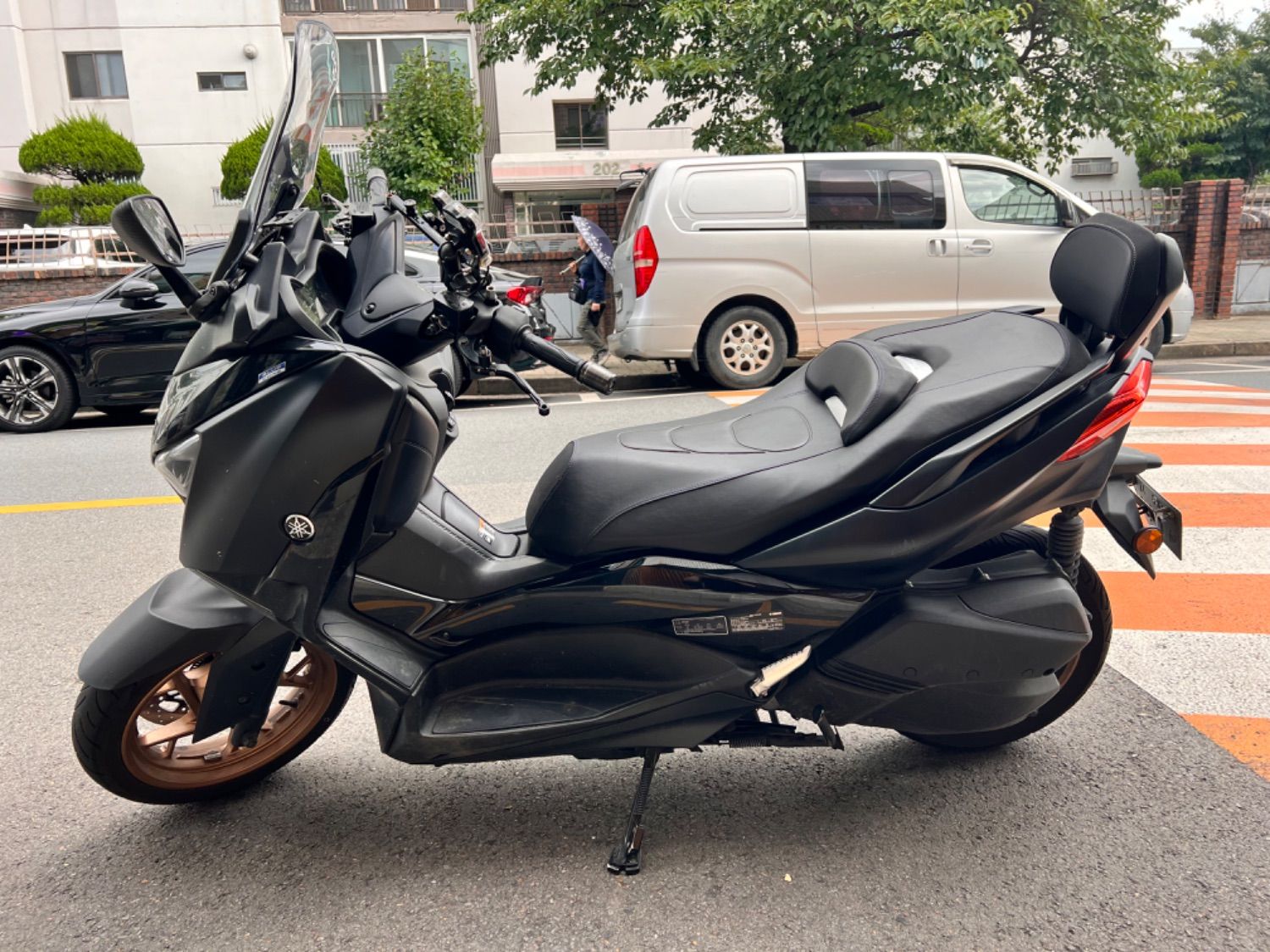 야마하 XMAX 300 ABS more