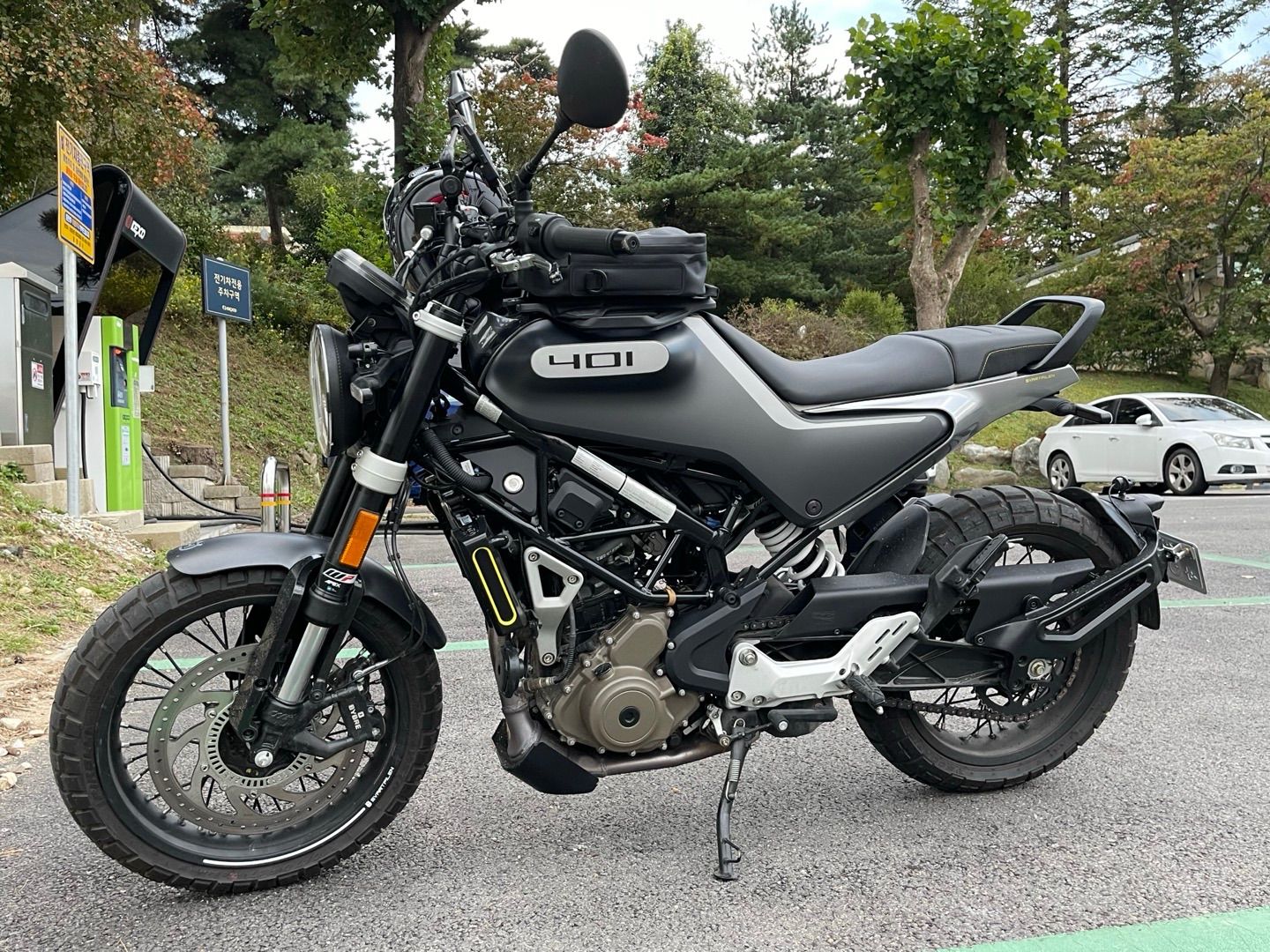 허스크바나 스바르트필렌 401 thumb 2