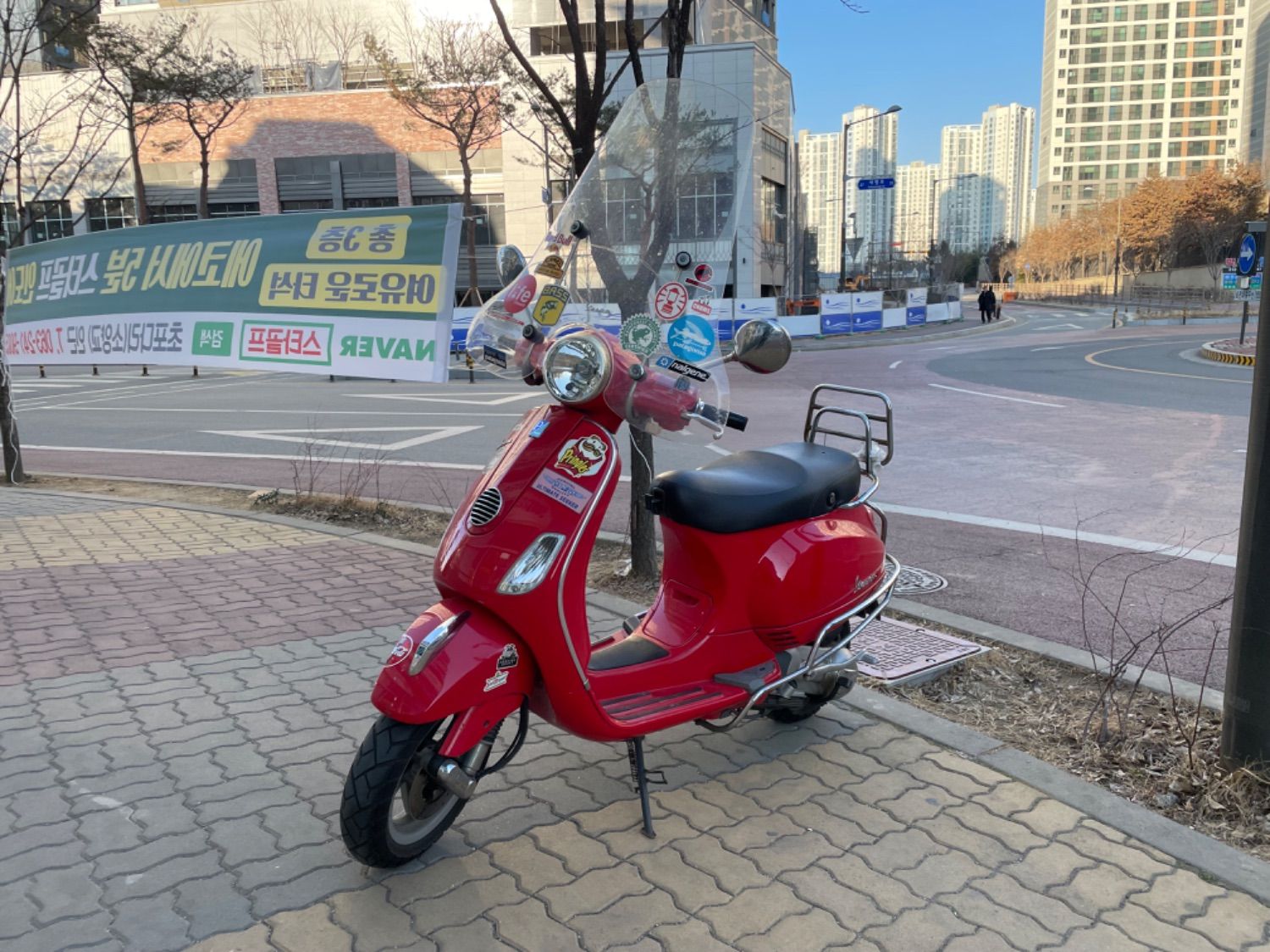 베스파 LX 125 thumb 2