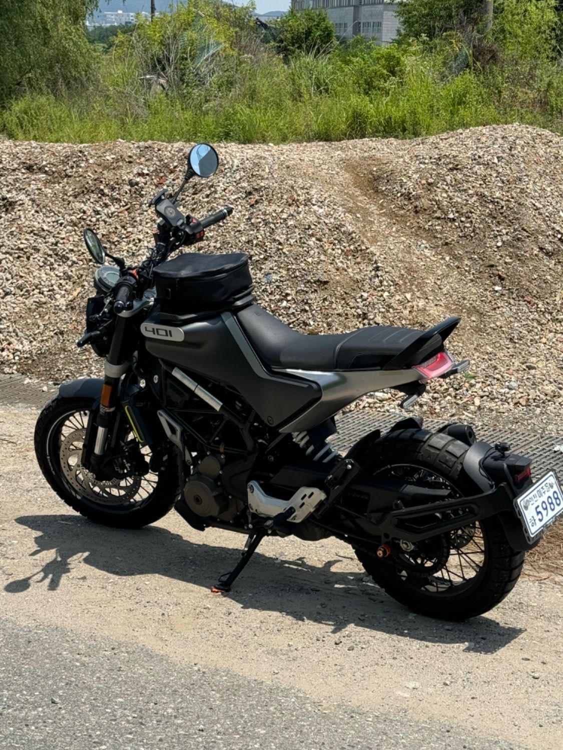 허스크바나 스바르트필렌 401 more