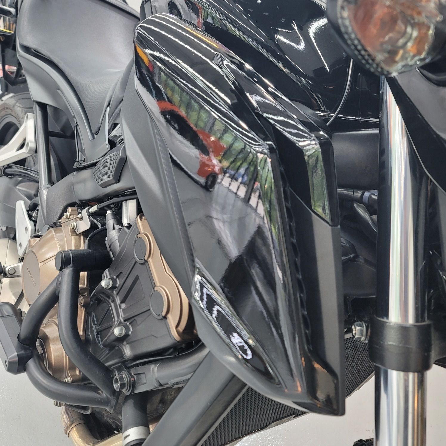 혼다 CB 650 F 2017 블랙 사진 3