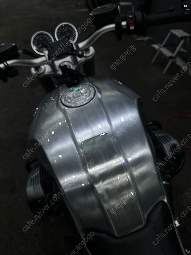 BMW R nine T 2021 실버 사진 2