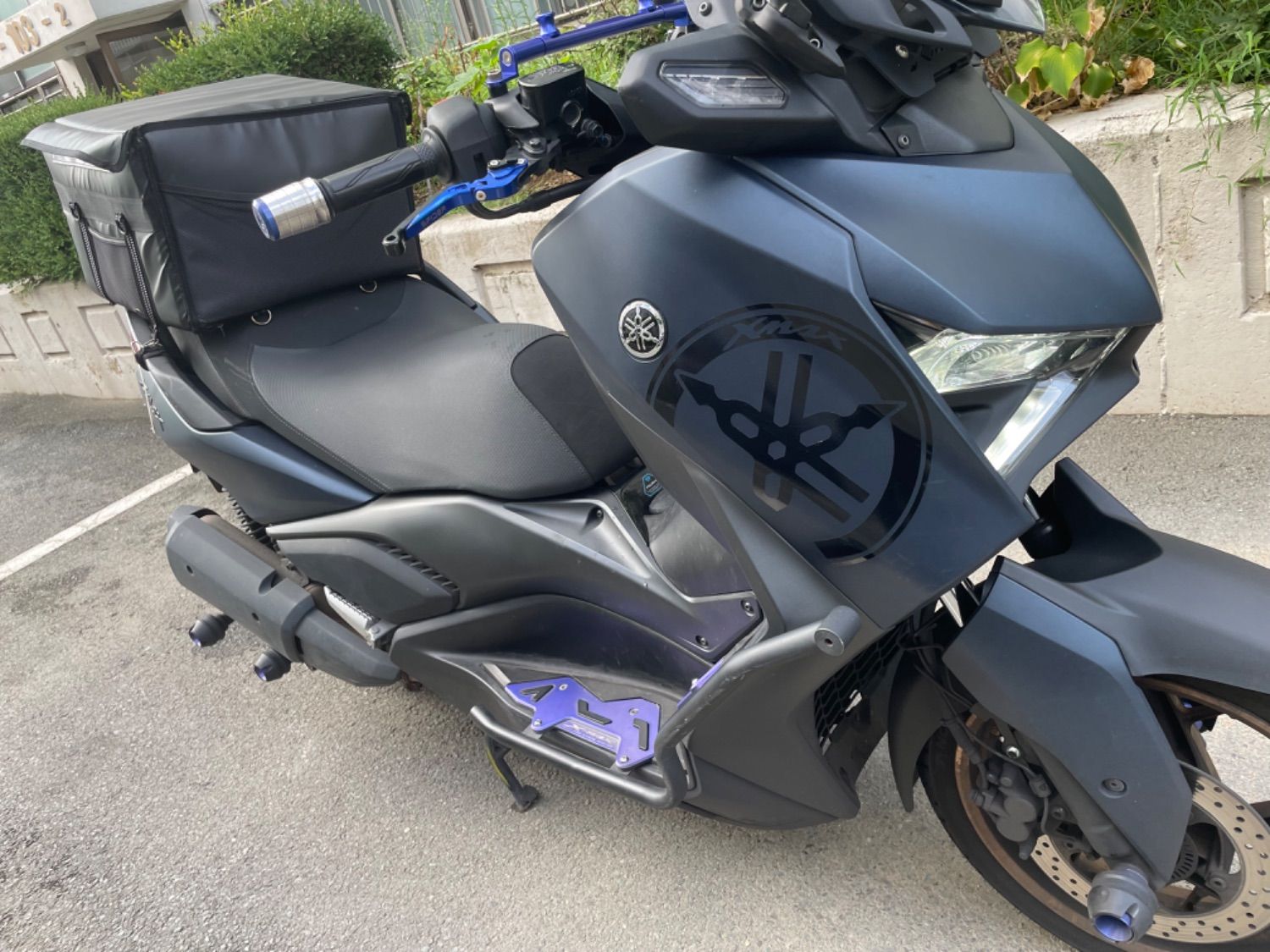 야마하 XMAX 300 ABS more