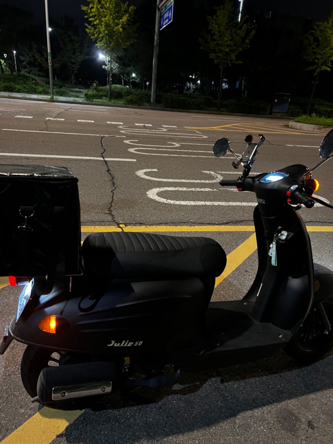 착한스쿠터 줄리 50 more