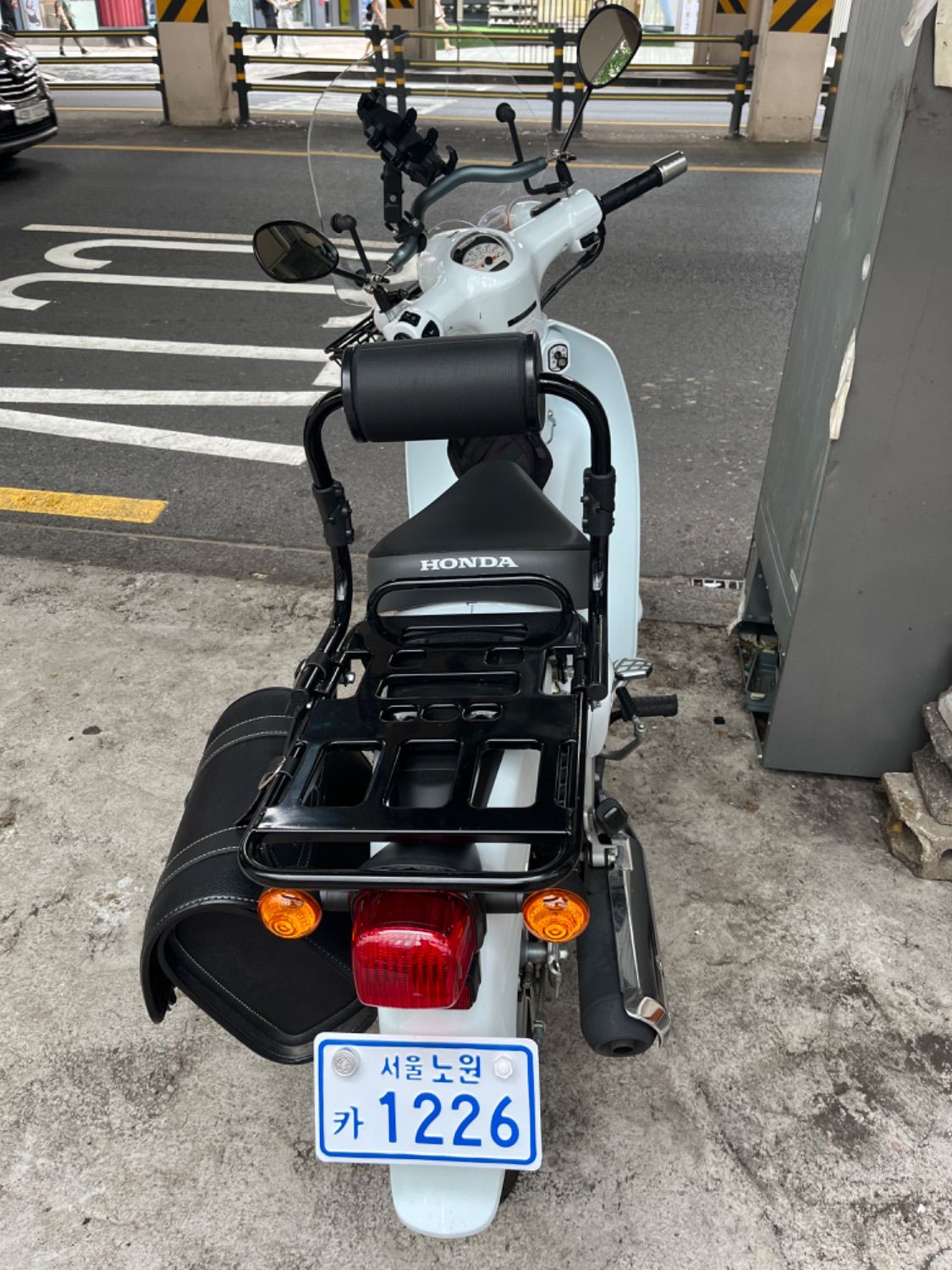 혼다 슈퍼 커브 110 more