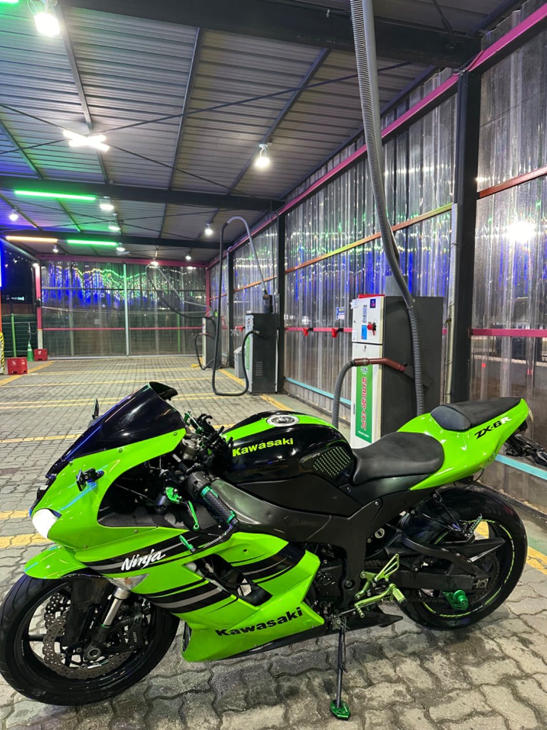 가와사키 닌자 ZX-6R thumb 2