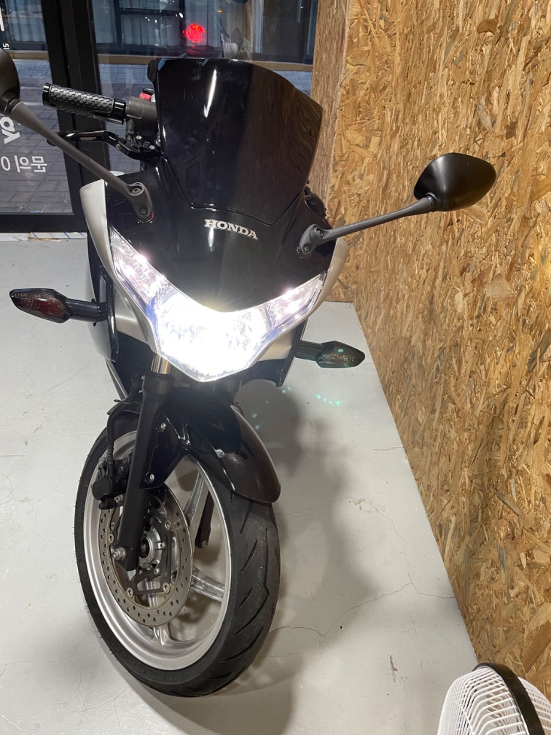 혼다 CBR 250 R thumb 2