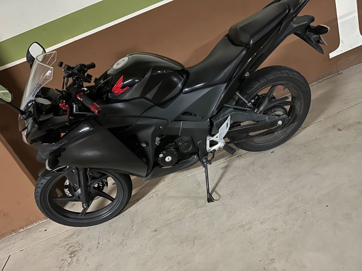 혼다 CBR 125 R thumb 2