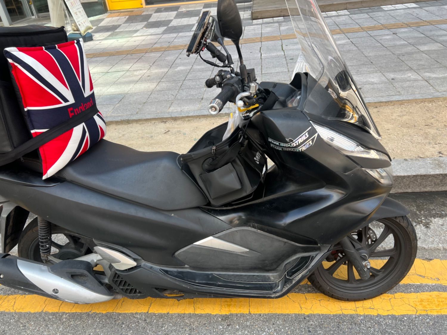 혼다 PCX 125 more