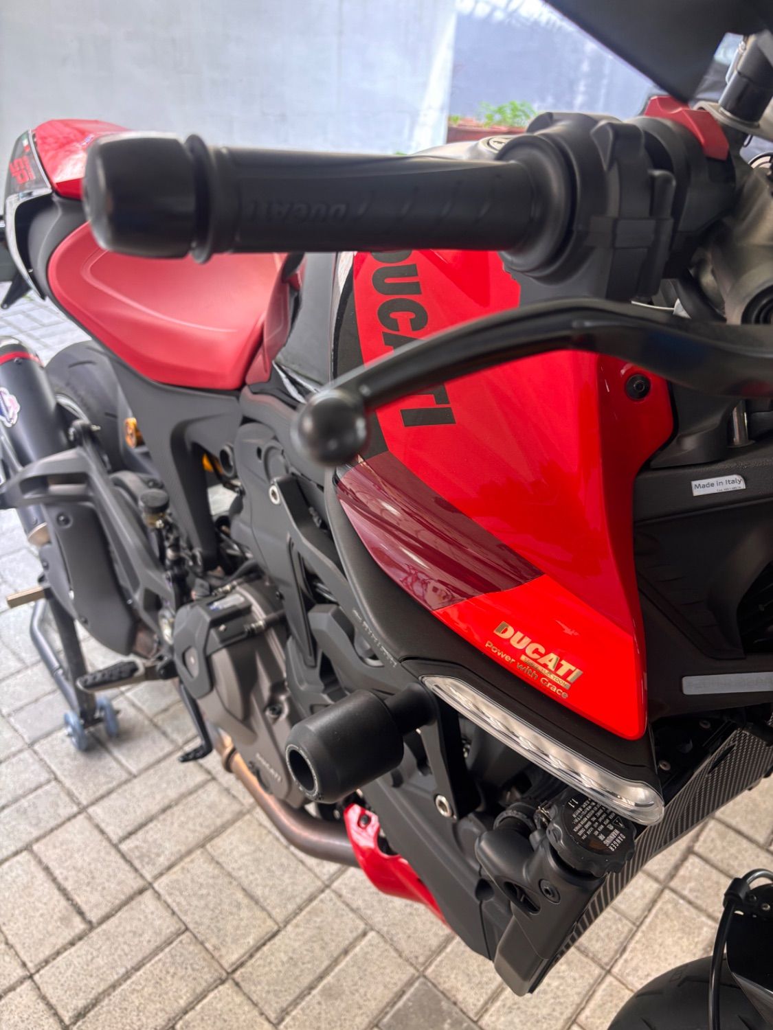 두카티 Monster SP 2023 레드 사진 8