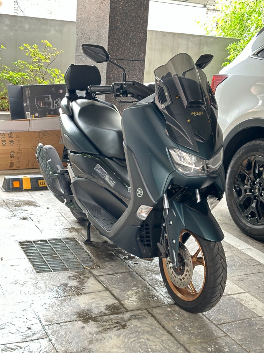 야마하 NMAX 155 thumb 2