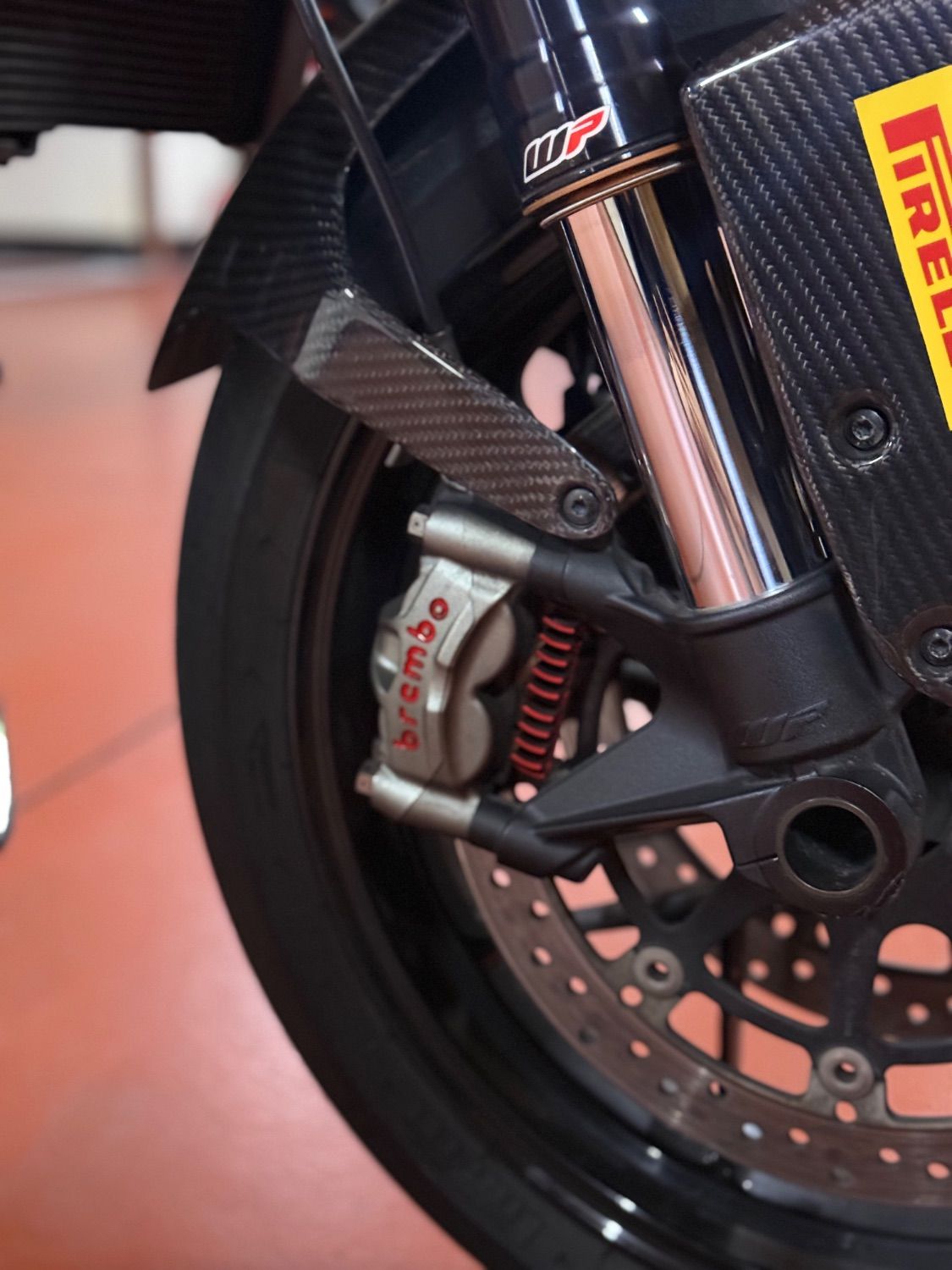 KTM 1290 슈퍼듀크 R 2019 오렌지 사진 6