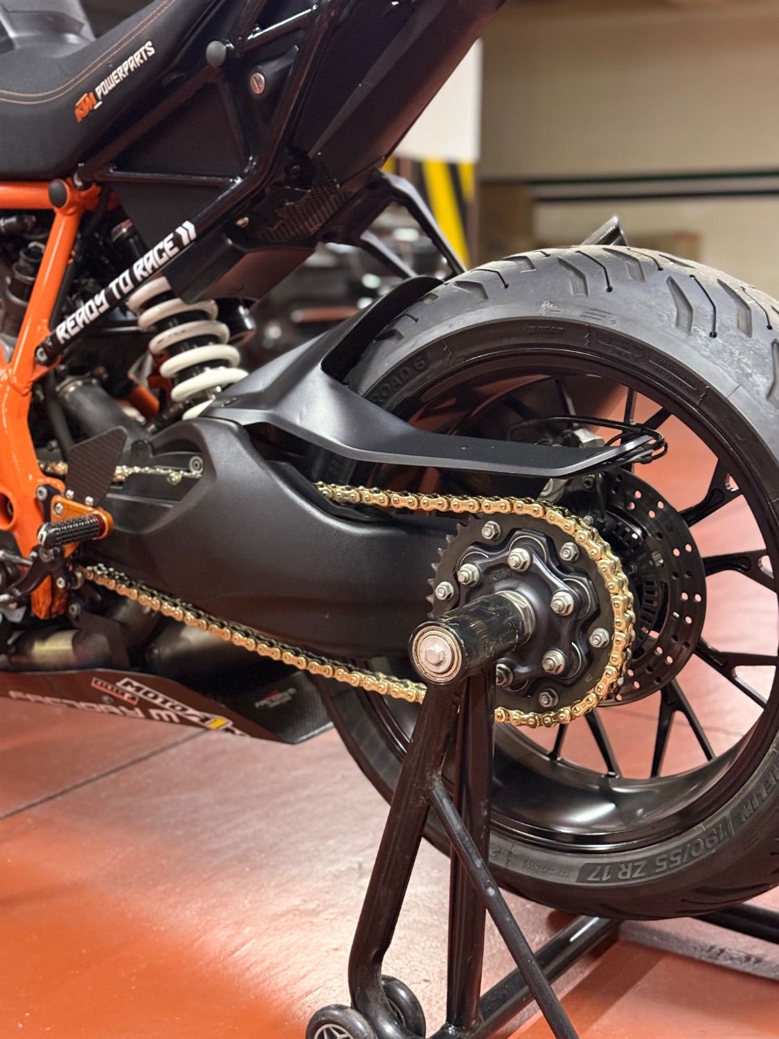 KTM 1290 슈퍼듀크 R 2019 오렌지 사진 8