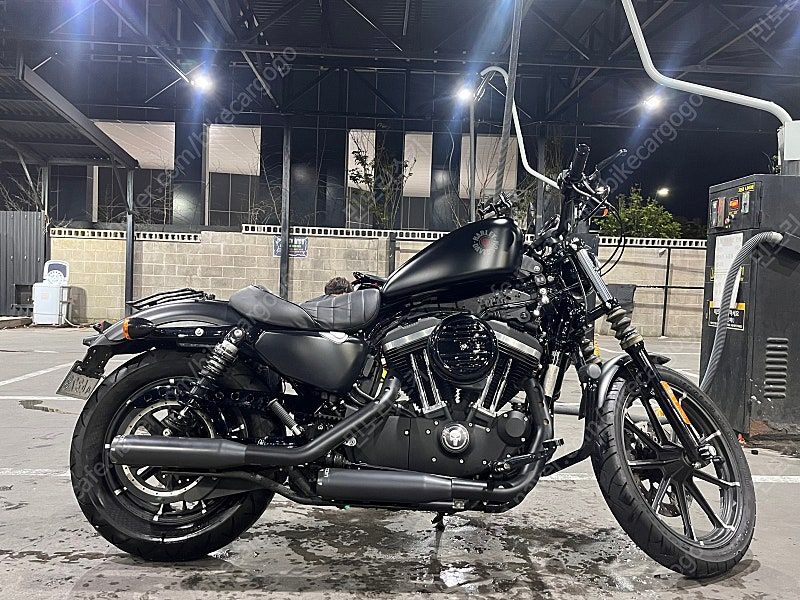 할리데이비슨 아이언 883 thumb 2