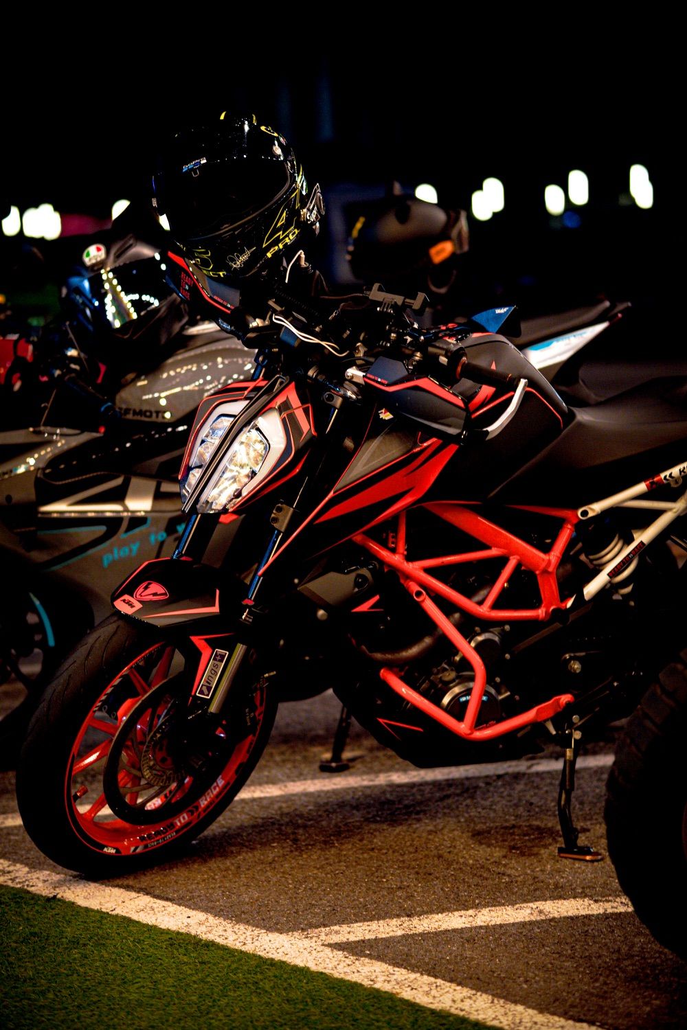 KTM 390 듀크 thumb 2