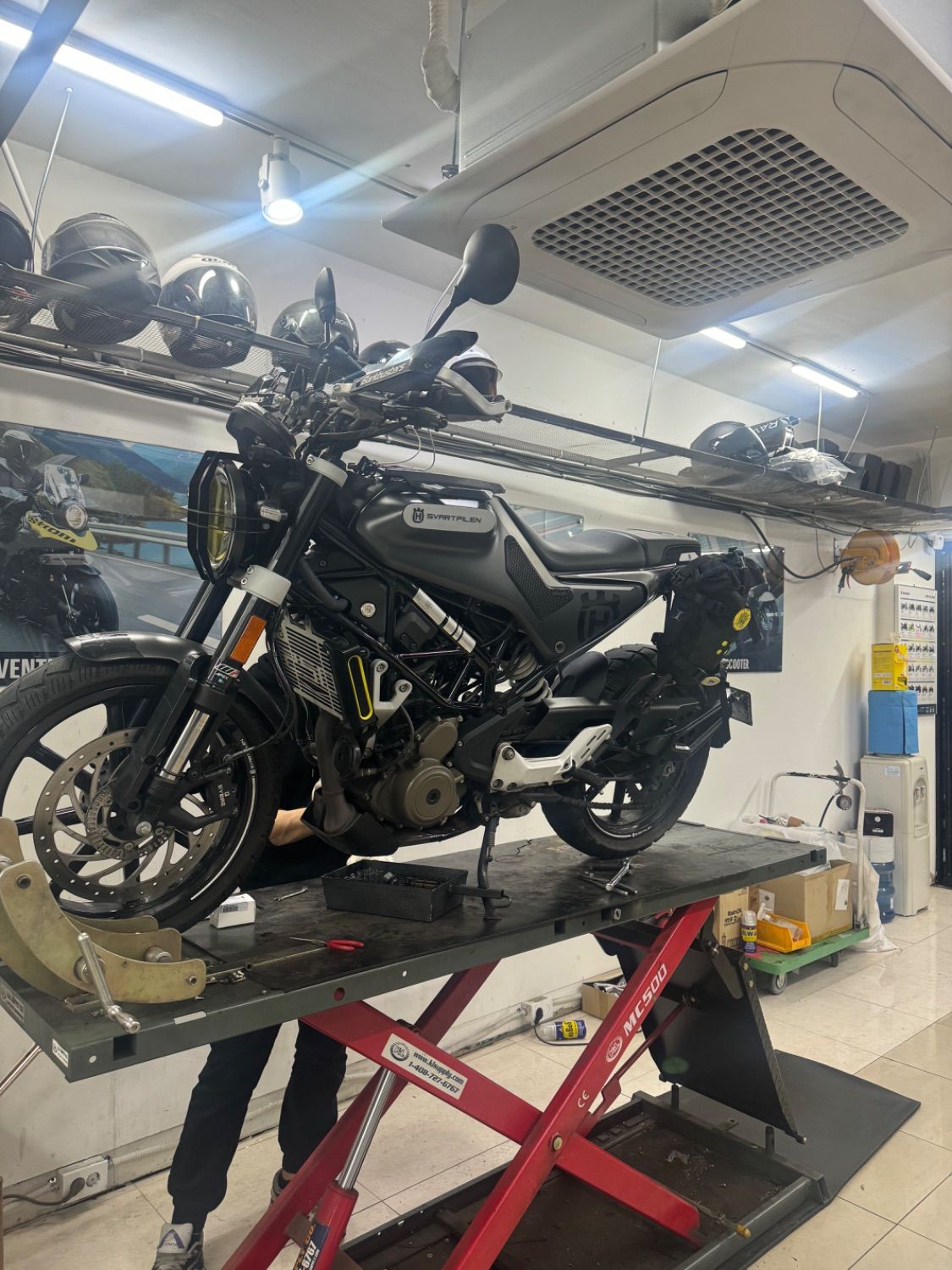 허스크바나 스바르트필렌 250 more