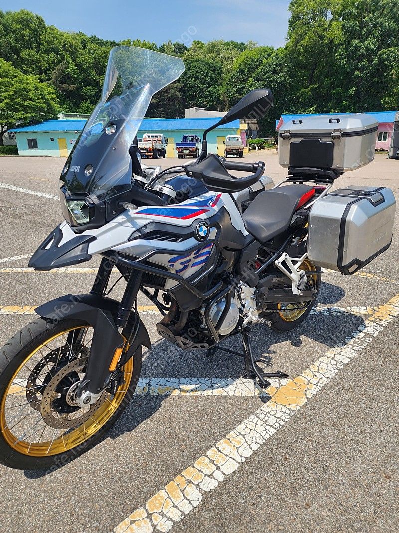 BMW F 850 GS thumb 2