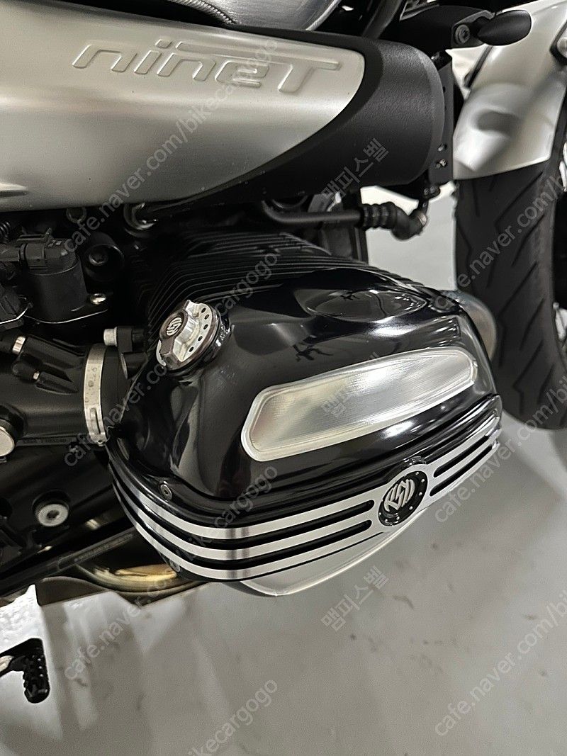 BMW R nine T 2019 실버 사진 5