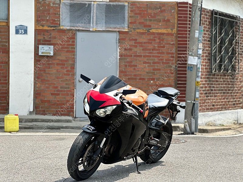 혼다 CBR 1000 RR more