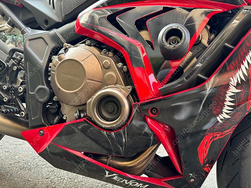 혼다 CBR 650 R MT thumb 2