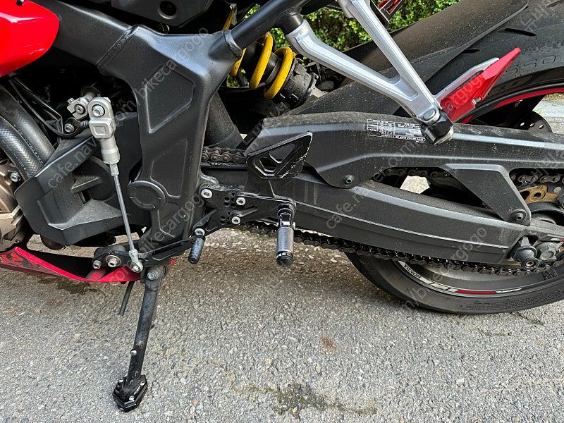 혼다 CBR 650 R MT more