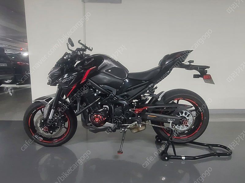 가와사키 Z 900 more