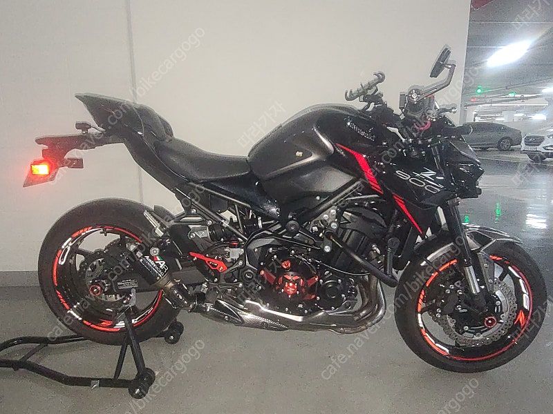 가와사키 Z 900 thumb 2