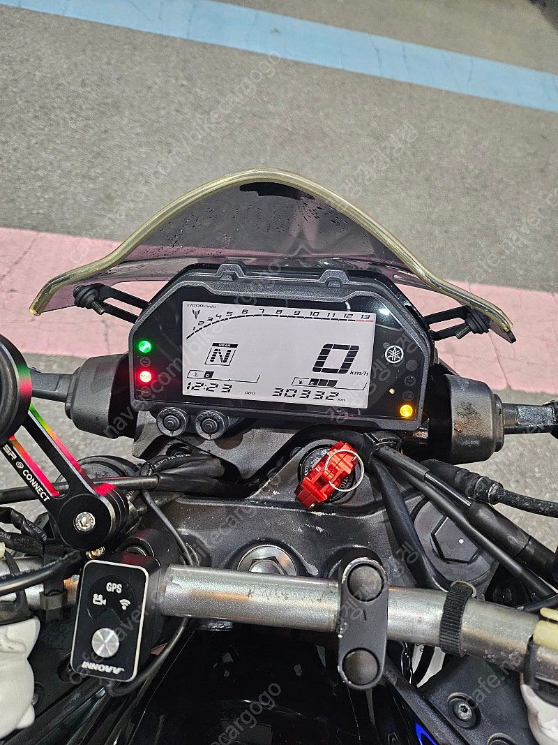 야마하 MT 03 thumb 2