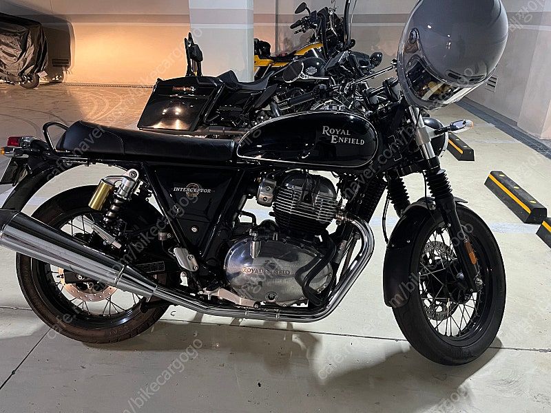 로얄엔필드 인터셉터 650 thumb 2