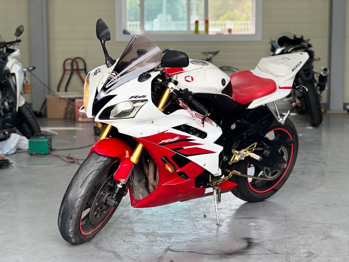 야마하 YZF R6 thumb 2