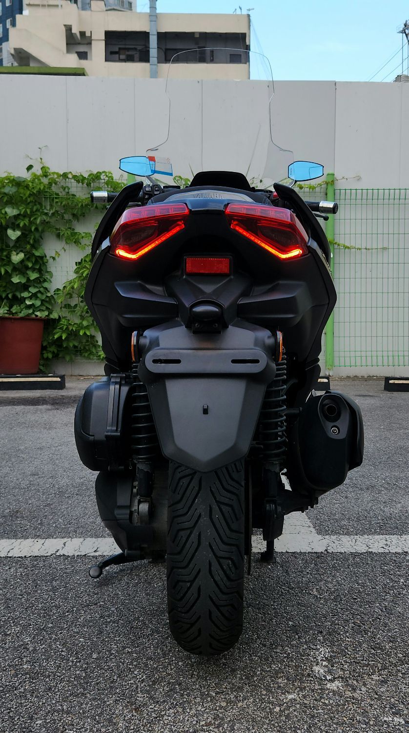 야마하 XMAX 300 ABS more