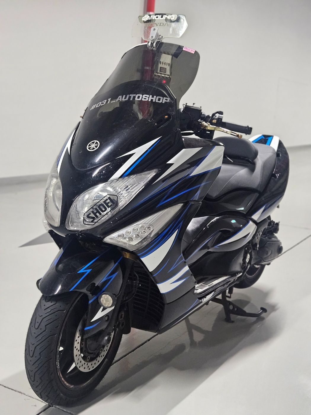 야마하 TMAX thumb 2