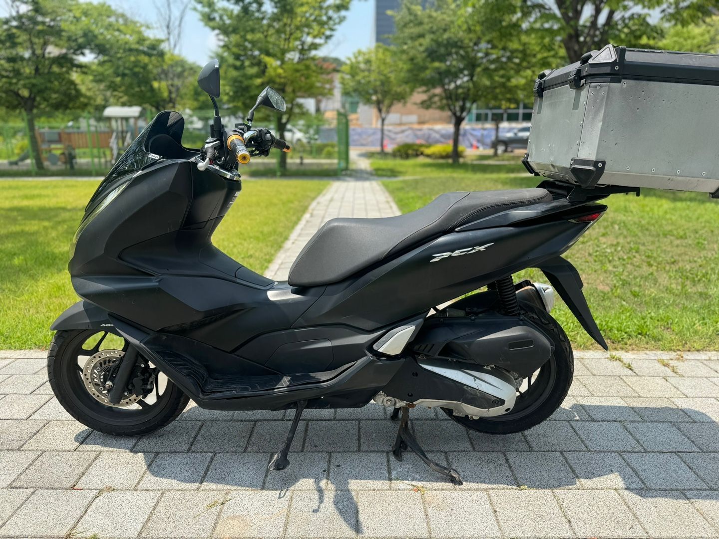 혼다 PCX 125 thumb 2