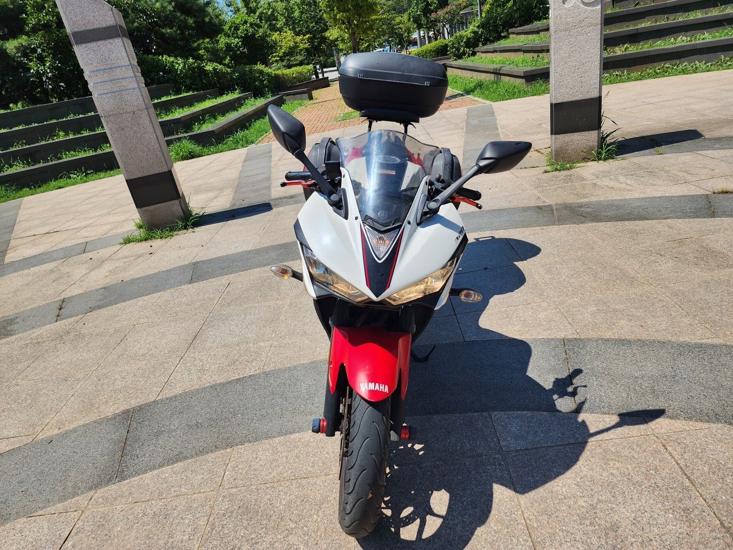 야마하 YZF R3 more