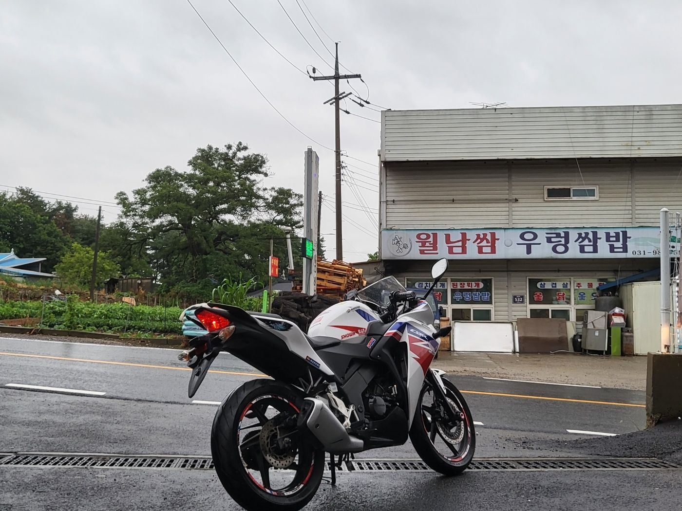 혼다 CBR 125 R thumb 2