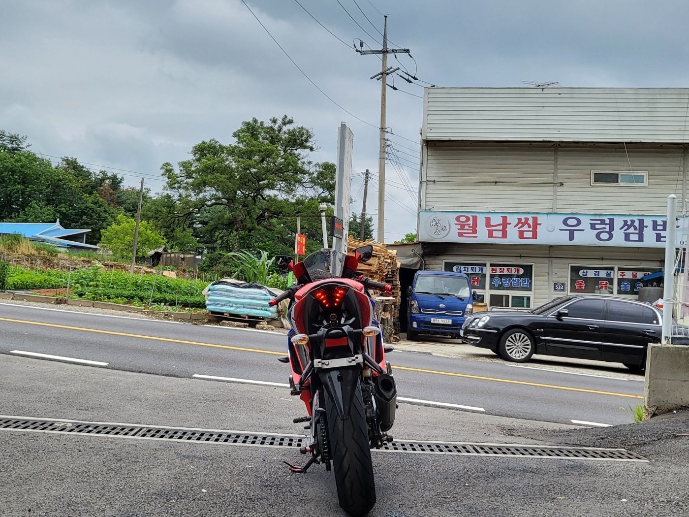 야마하 YZF R3 more