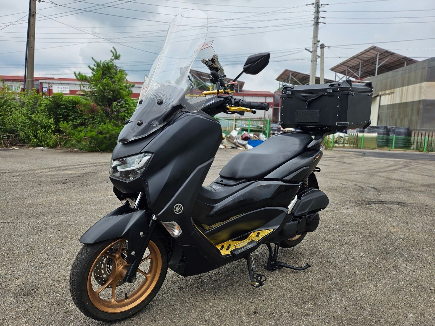 야마하 NMAX 125 thumb 2